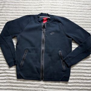 Nike Men's Black Full Zip Fleece Sweatshirt Logo Pocket Crew Neck Size M